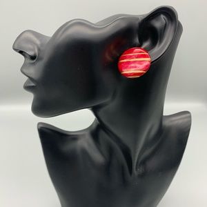 Vintage Retro Red and Gold Earrings. Good Condition.
